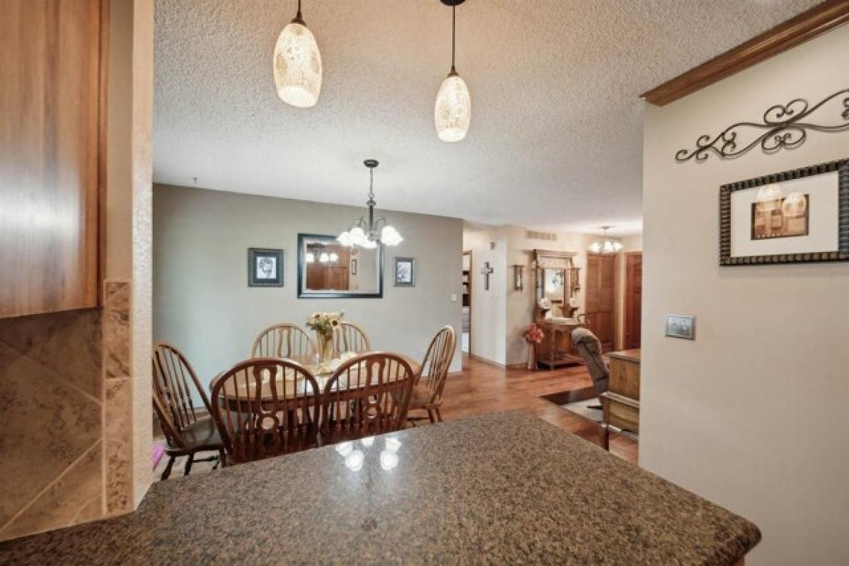 Picture of Home For Sale in Augusta, Kansas, United States