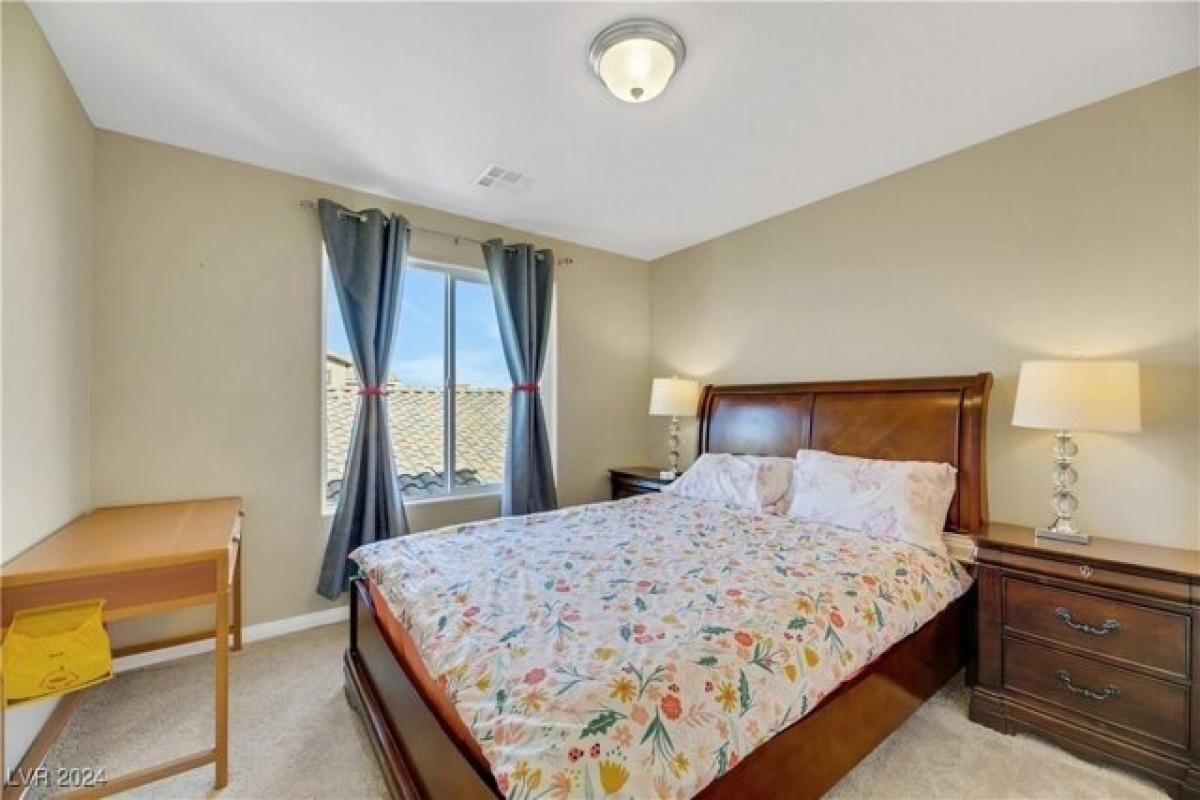 Picture of Home For Sale in North Las Vegas, Nevada, United States