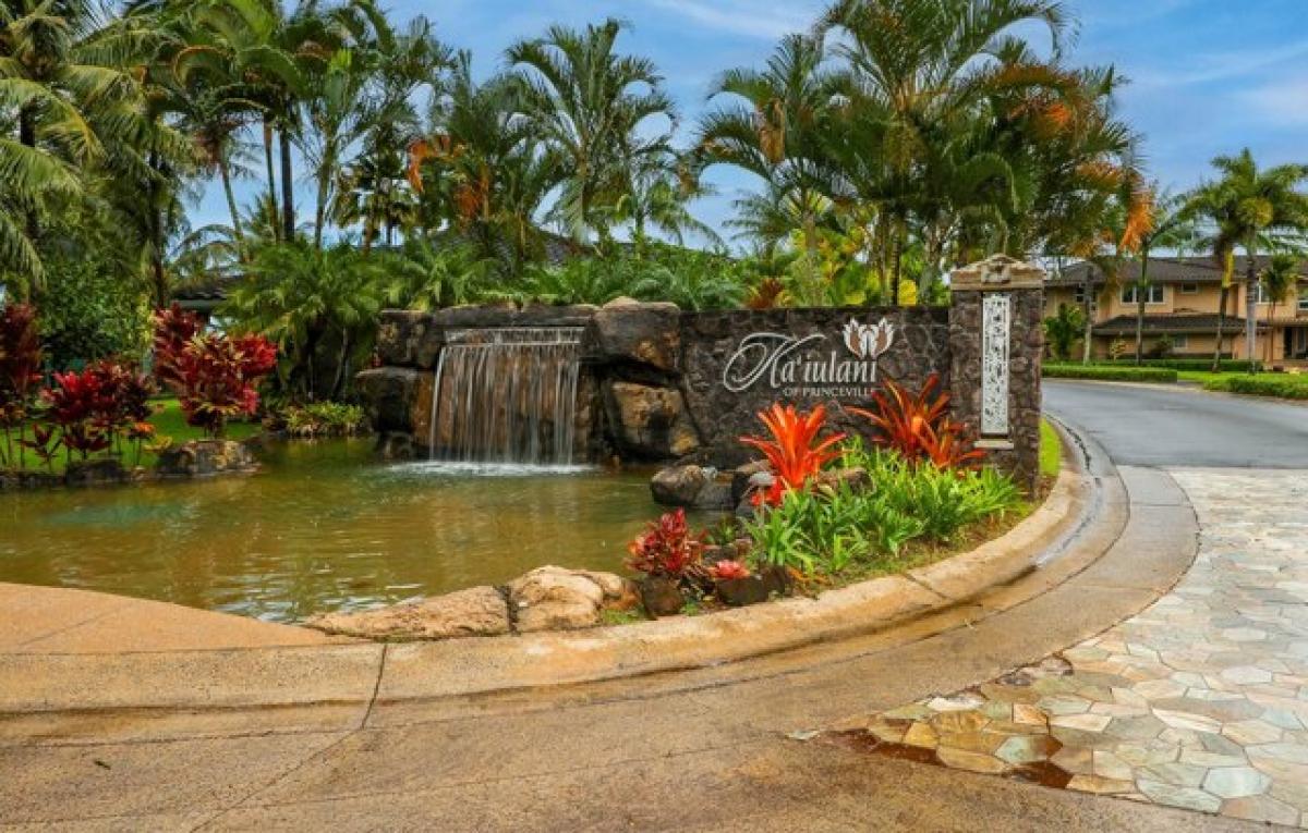 Picture of Home For Sale in Princeville, Hawaii, United States
