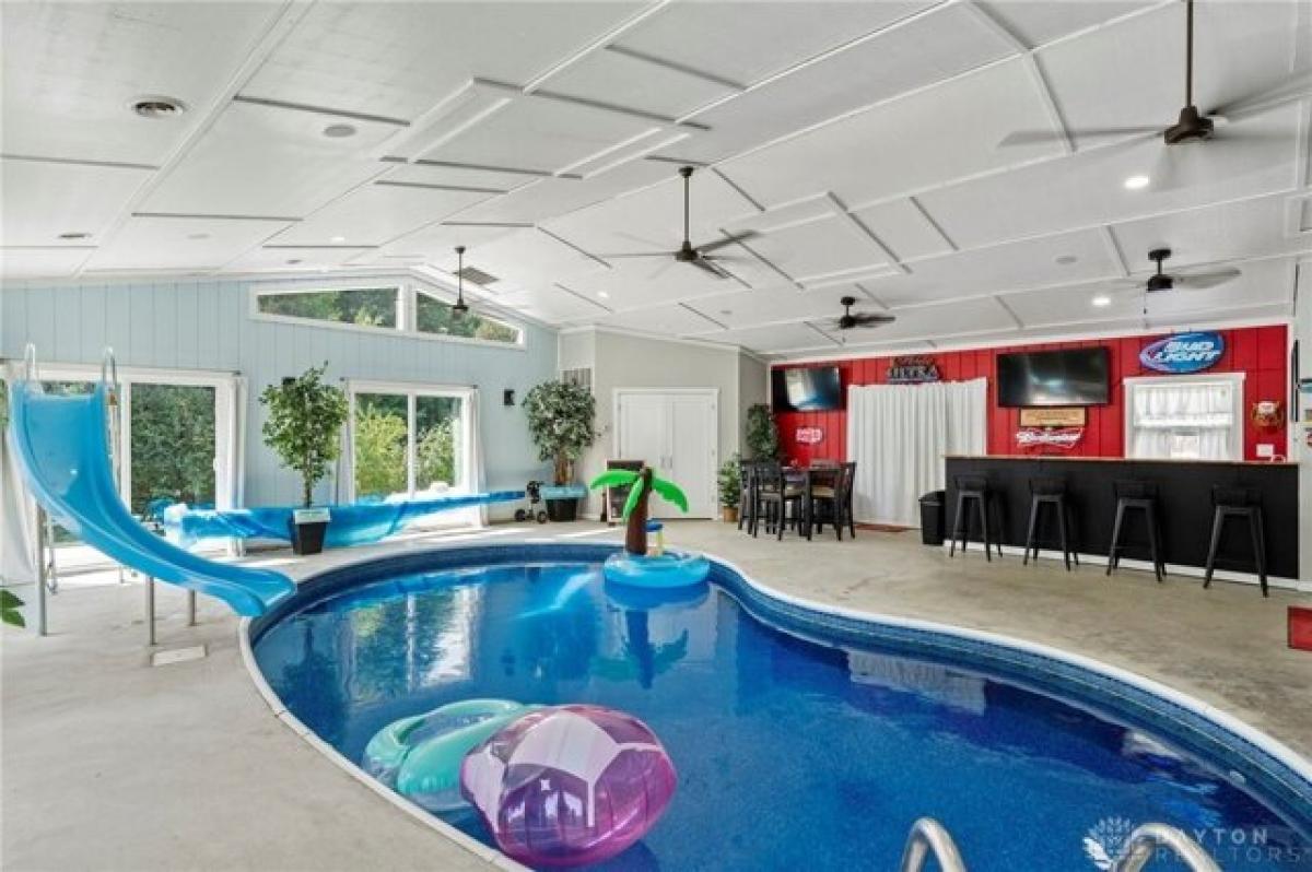 Picture of Home For Sale in Dayton, Ohio, United States