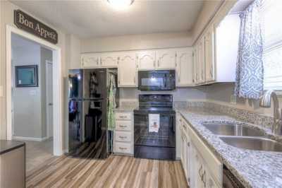 Home For Sale in Raymore, Missouri