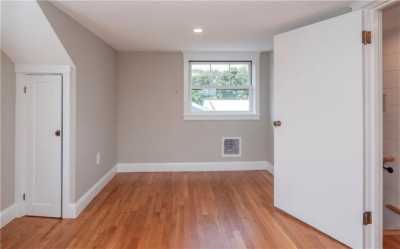 Home For Rent in Portsmouth, Rhode Island