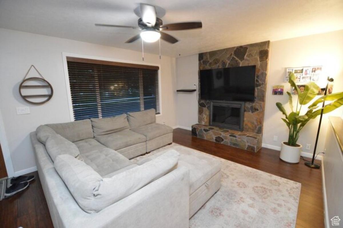 Picture of Home For Sale in West Valley City, Utah, United States