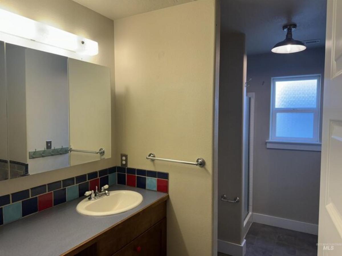 Picture of Home For Sale in Kuna, Idaho, United States