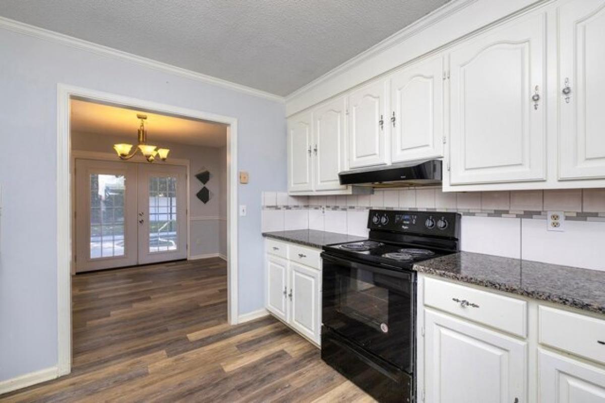 Picture of Home For Sale in Sumter, South Carolina, United States