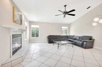 Home For Sale in Loxahatchee, Florida