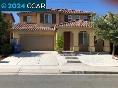 Home For Rent in Pittsburg, California