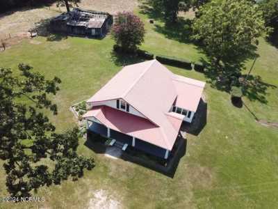 Home For Sale in Broadway, North Carolina