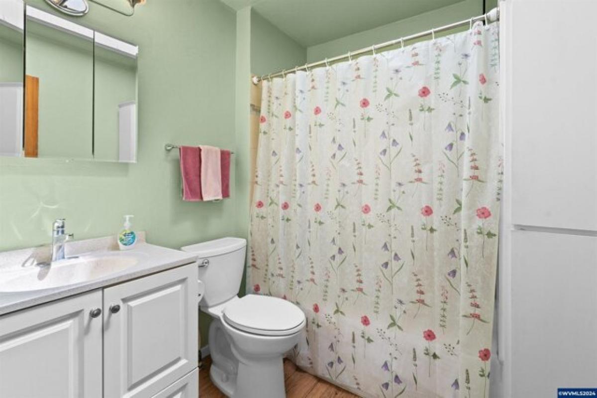 Picture of Home For Sale in Philomath, Oregon, United States