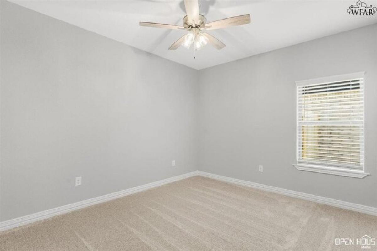 Picture of Home For Sale in Wichita Falls, Texas, United States