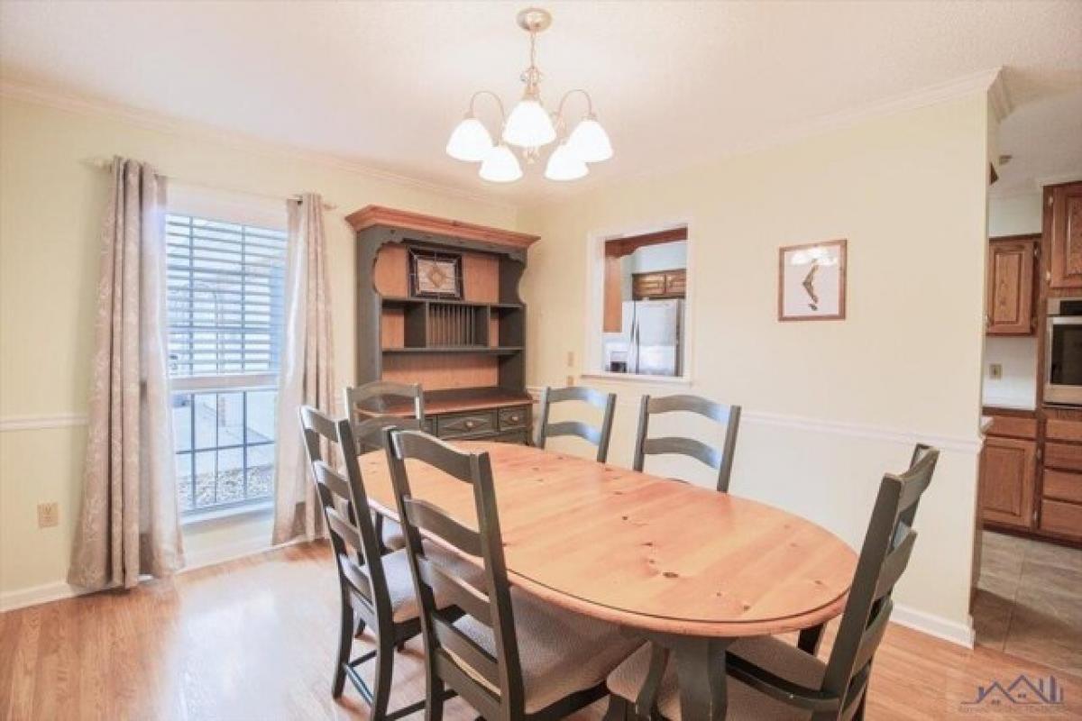 Picture of Home For Sale in Houma, Louisiana, United States