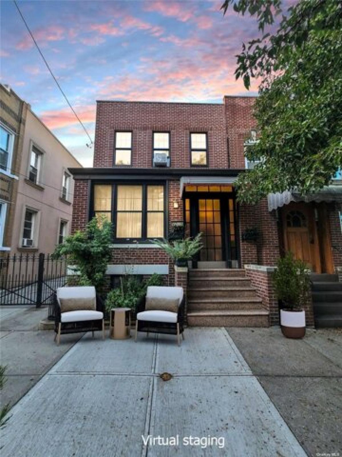 Picture of Home For Rent in Ridgewood, New York, United States