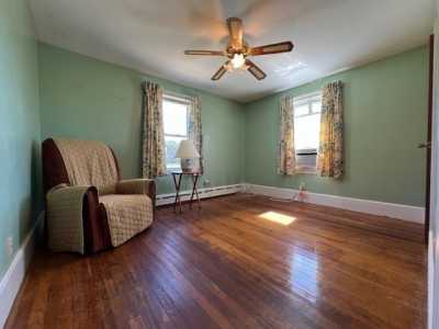 Home For Sale in Dartmouth, Massachusetts