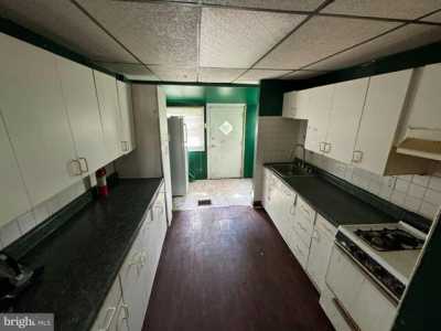 Home For Sale in Upper Darby, Pennsylvania