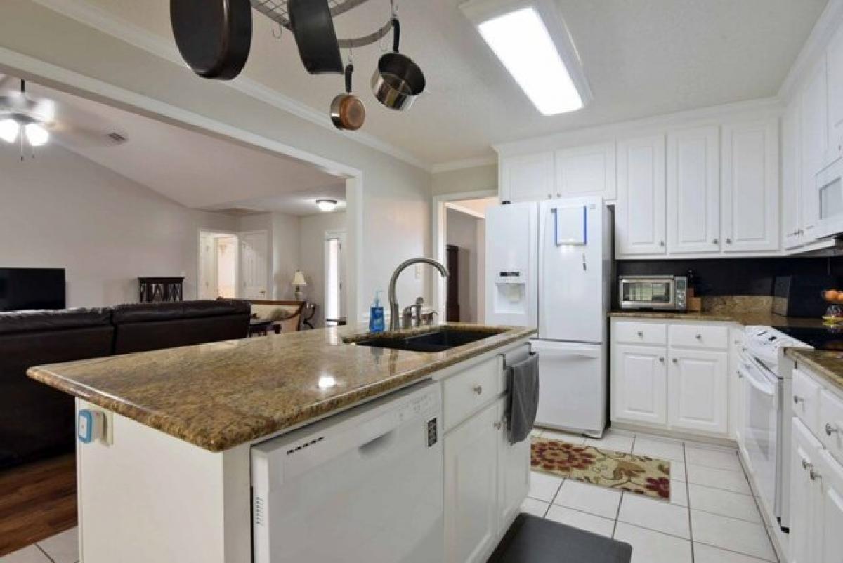 Picture of Home For Sale in Leesburg, Georgia, United States