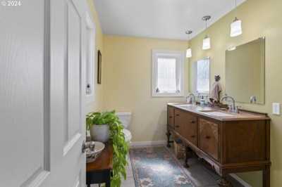 Home For Sale in Florence, Oregon