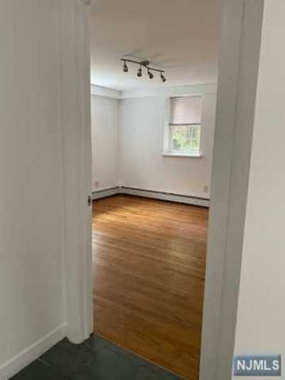 Apartment For Rent in Lodi, New Jersey