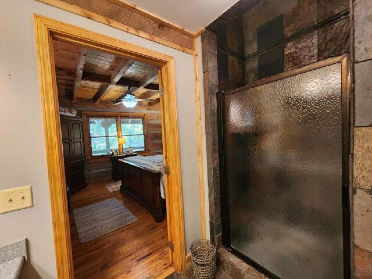 Picture of Home For Sale in Mentone, Alabama, United States