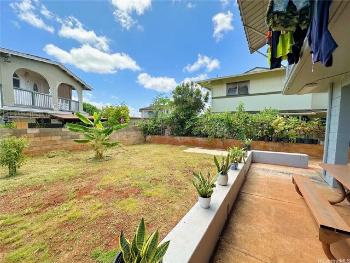 Picture of Home For Sale in Waipahu, Hawaii, United States