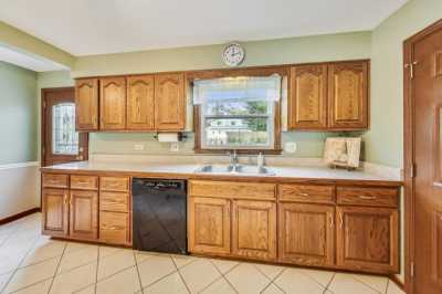 Home For Rent in Mount Prospect, Illinois