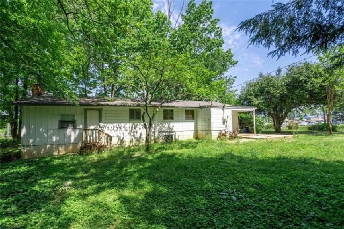 Picture of Home For Sale in Snellville, Georgia, United States