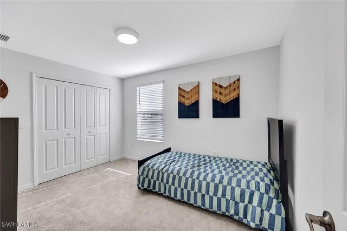 Picture of Home For Sale in Alva, Florida, United States