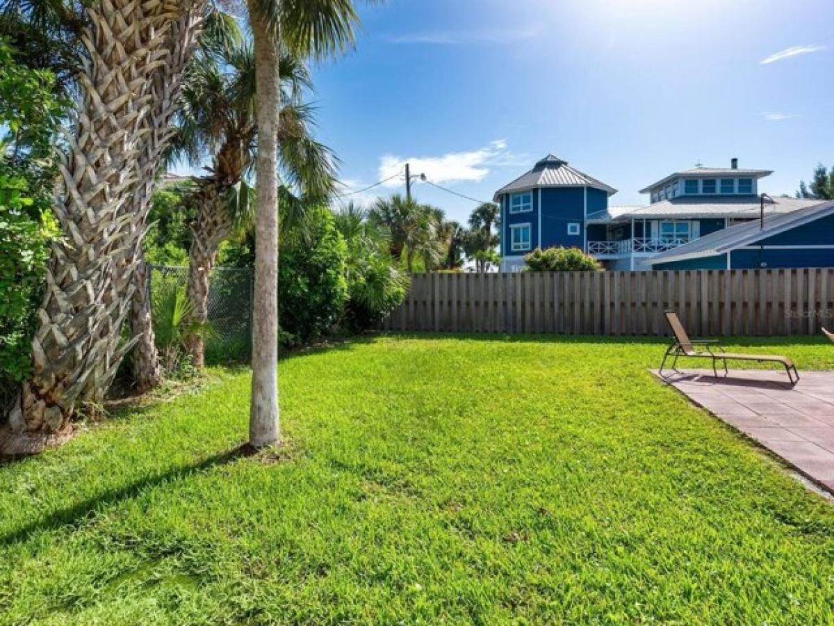 Picture of Home For Sale in Holmes Beach, Florida, United States