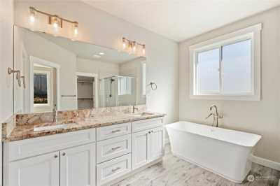 Home For Sale in Port Orchard, Washington