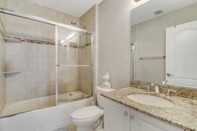 Home For Rent in Greenacres, Florida