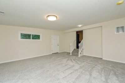 Home For Sale in Wonder Lake, Illinois