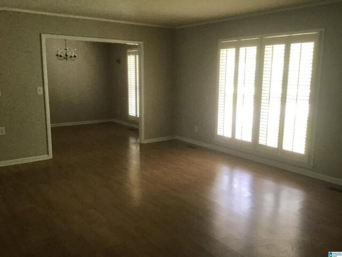 Picture of Home For Sale in Pell City, Alabama, United States