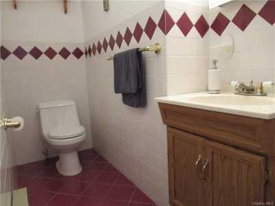 Home For Sale in Poughquag, New York