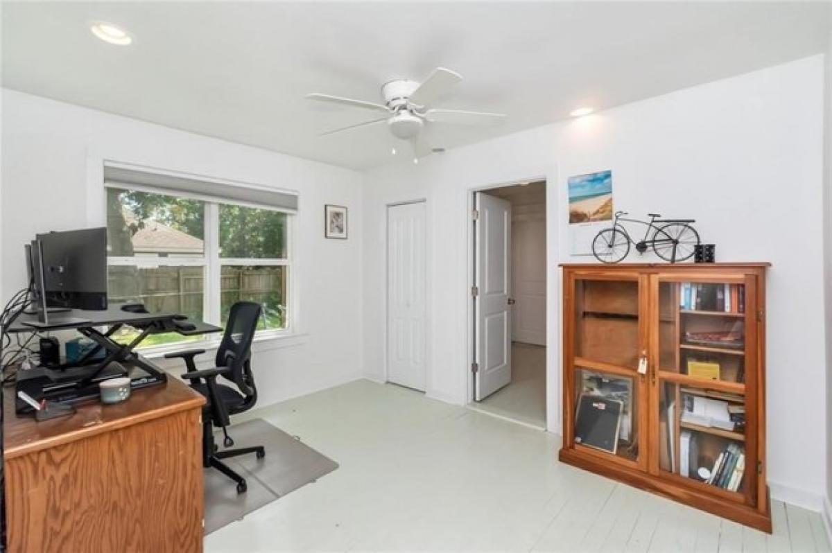 Picture of Home For Sale in Mobile, Alabama, United States