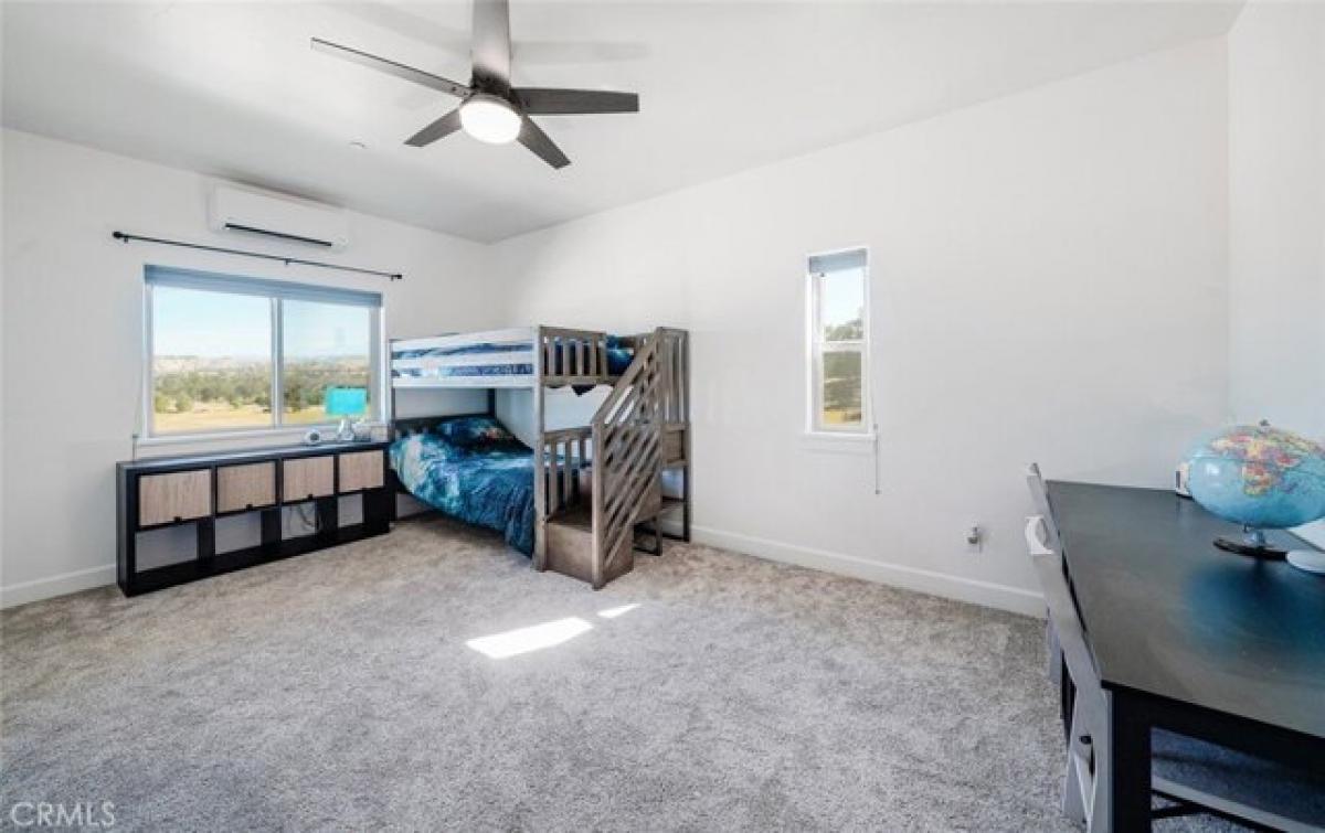 Picture of Home For Sale in Clovis, California, United States