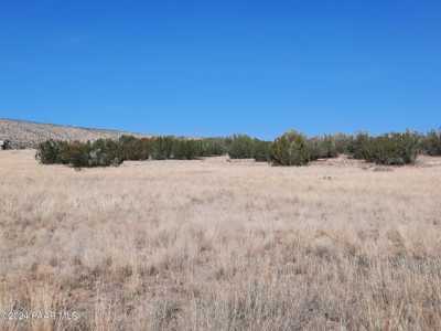 Residential Land For Sale in Seligman, Arizona