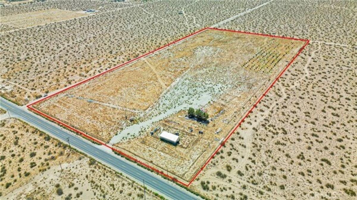 Picture of Residential Land For Sale in Lucerne Valley, California, United States