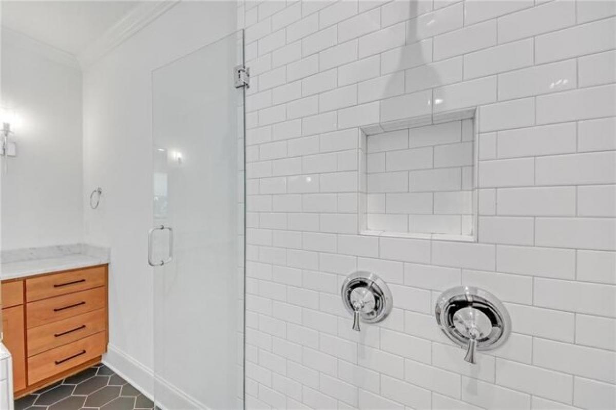 Picture of Home For Sale in Atlanta, Georgia, United States