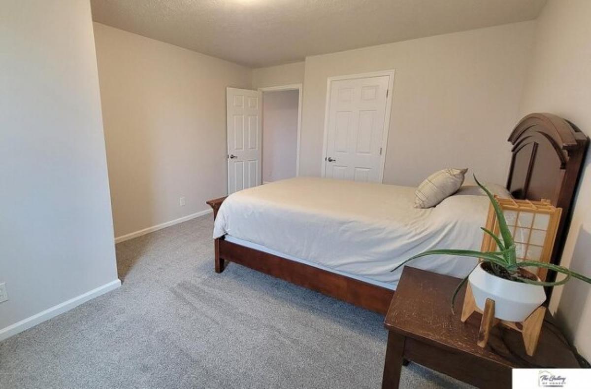 Picture of Home For Sale in Bellevue, Nebraska, United States