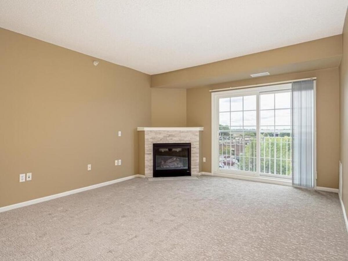 Picture of Home For Sale in New Brighton, Minnesota, United States