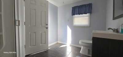 Home For Sale in Houghton Lake, Michigan