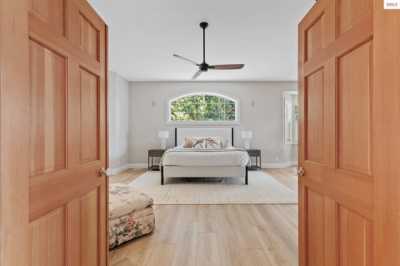 Home For Sale in Coolin, Idaho