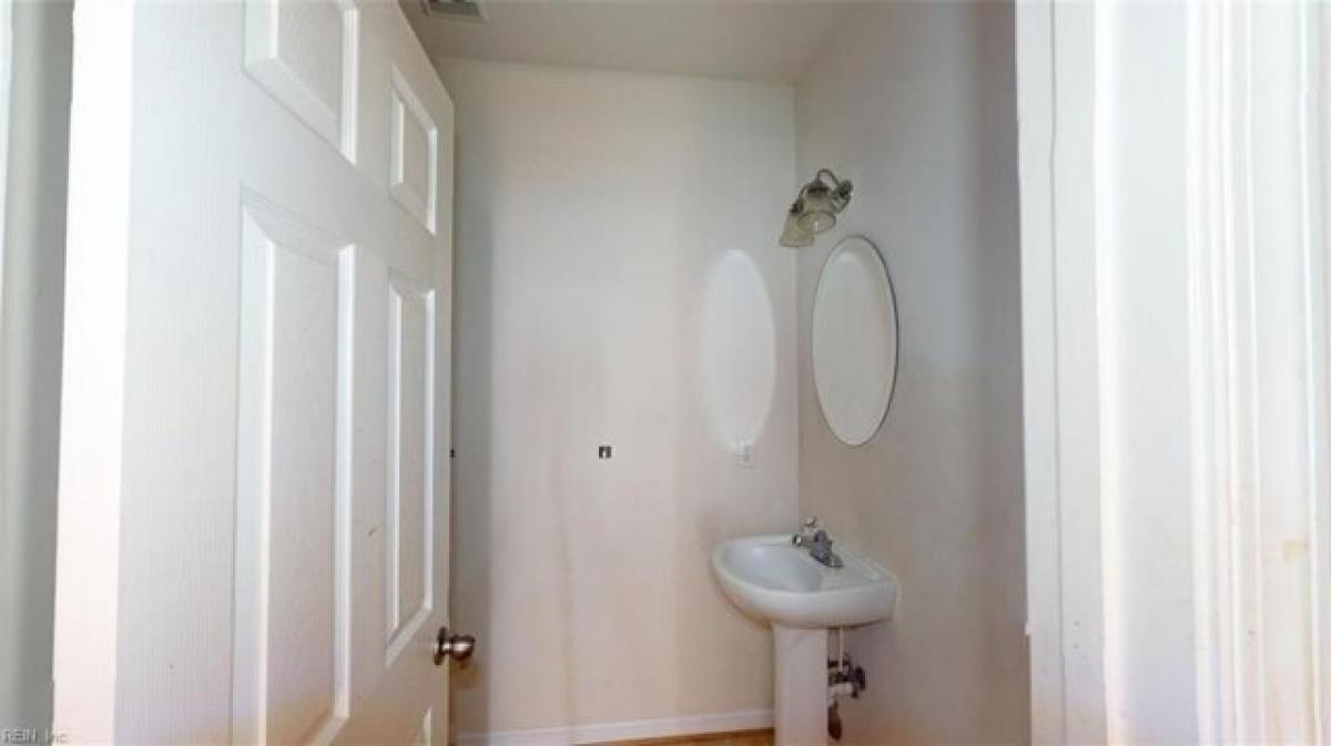 Picture of Home For Sale in Williamsburg, Virginia, United States