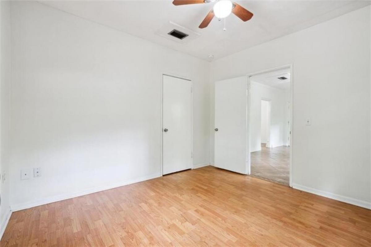 Picture of Home For Sale in Mobile, Alabama, United States