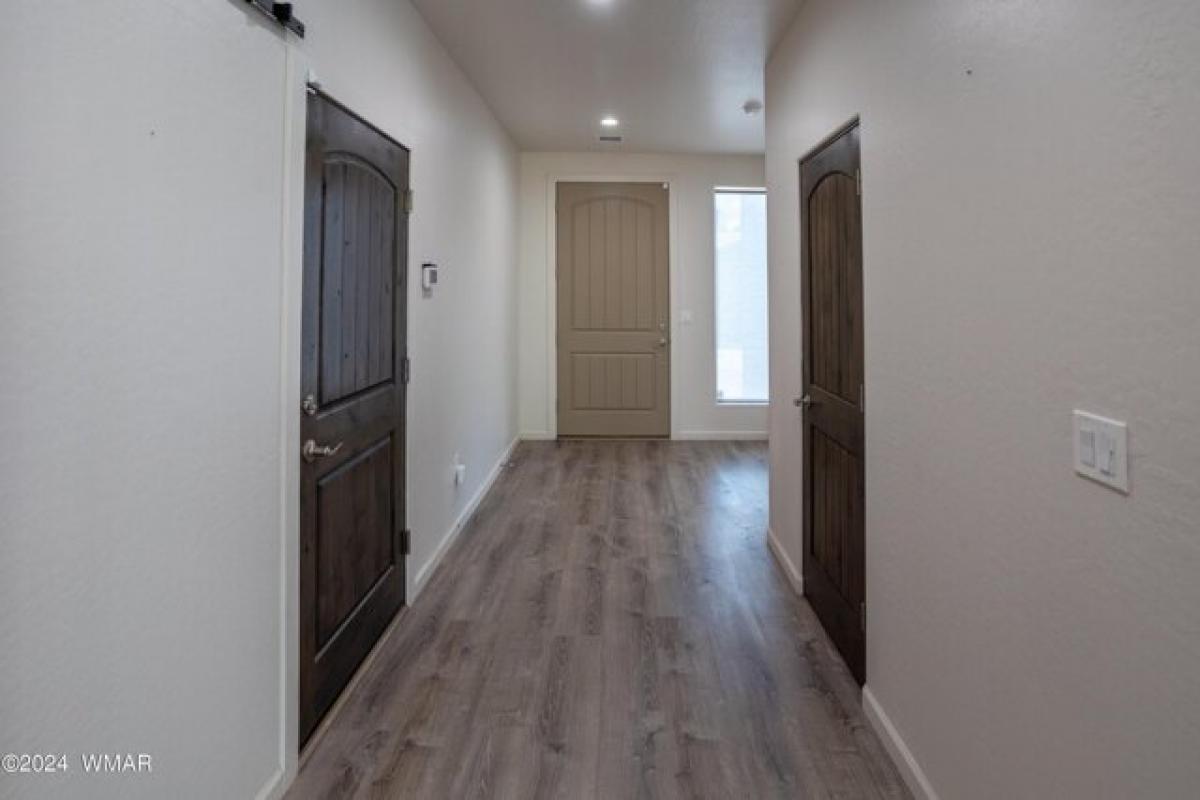 Picture of Home For Sale in Show Low, Arizona, United States