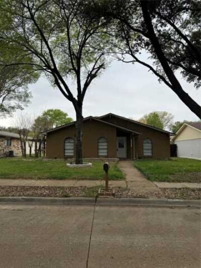 Home For Rent in Garland, Texas