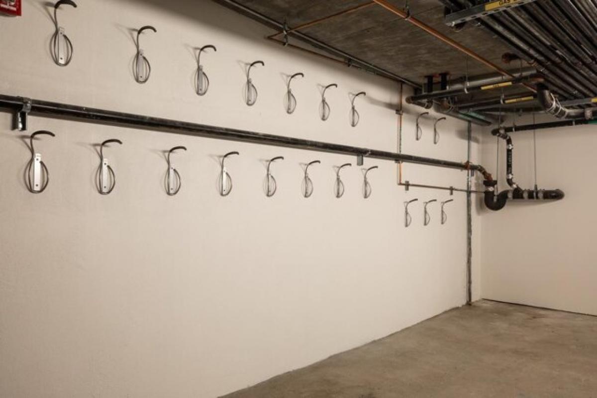 Picture of Home For Sale in Los Altos, California, United States