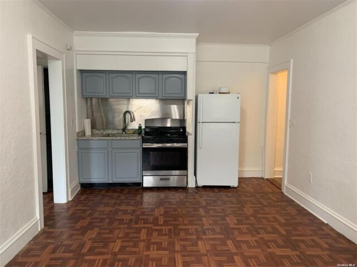 Picture of Apartment For Rent in Mineola, New York, United States