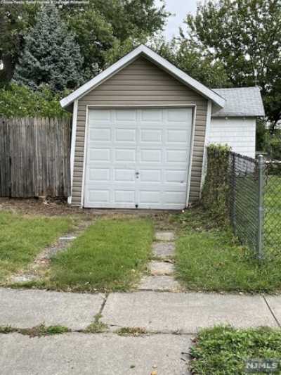 Home For Rent in Lyndhurst, New Jersey