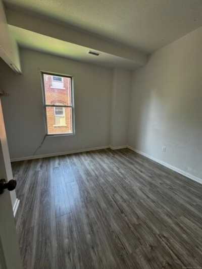 Home For Sale in Hartford, Connecticut