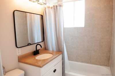 Home For Sale in Vista, California